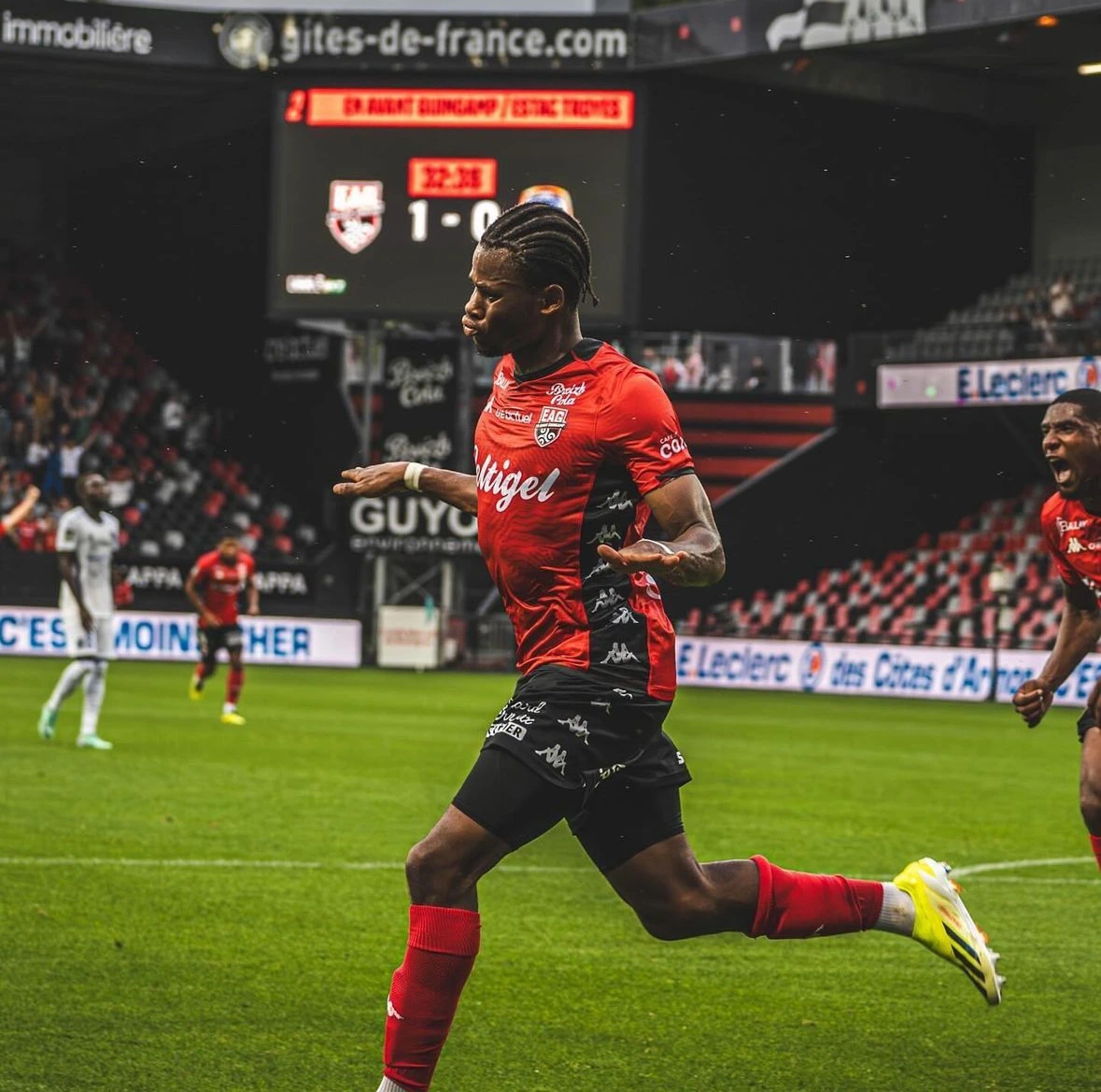 Marthorel-kasslakage-joueurs-accompagnés